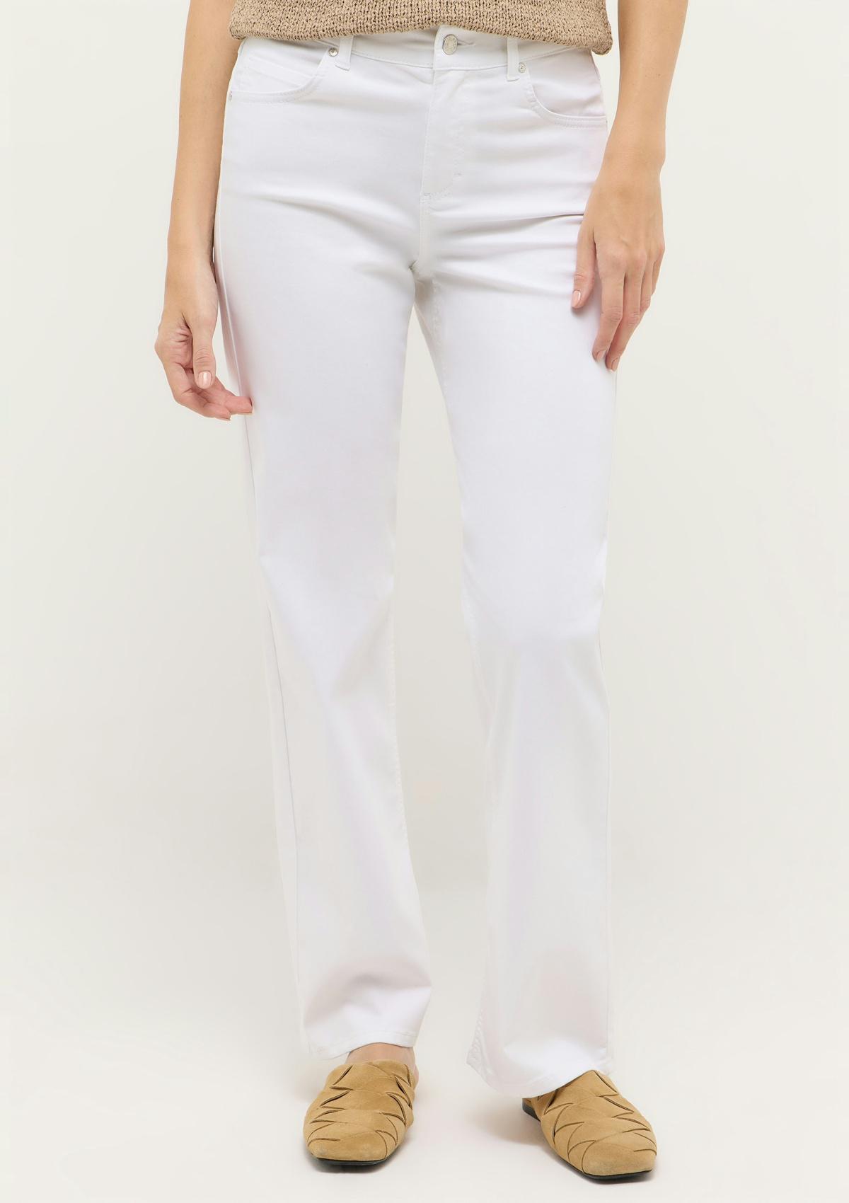 3322900 70 | Jeans Lara mit weitem Bein