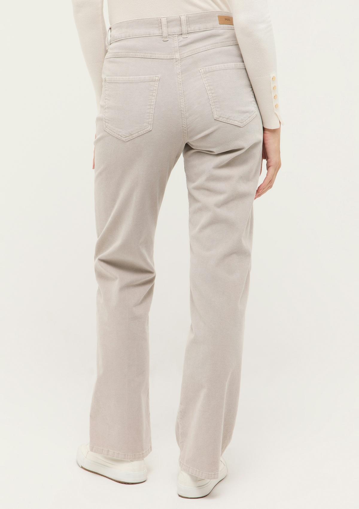 5602900 1685 | Cordhose Lara