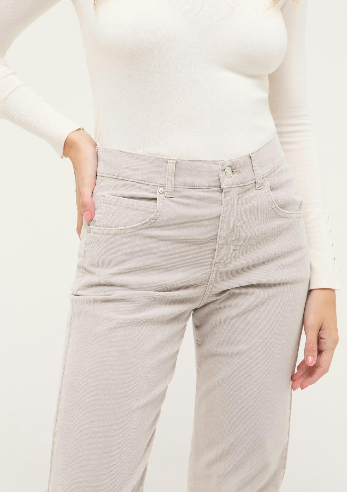 5602900 1685 | Cordhose Lara