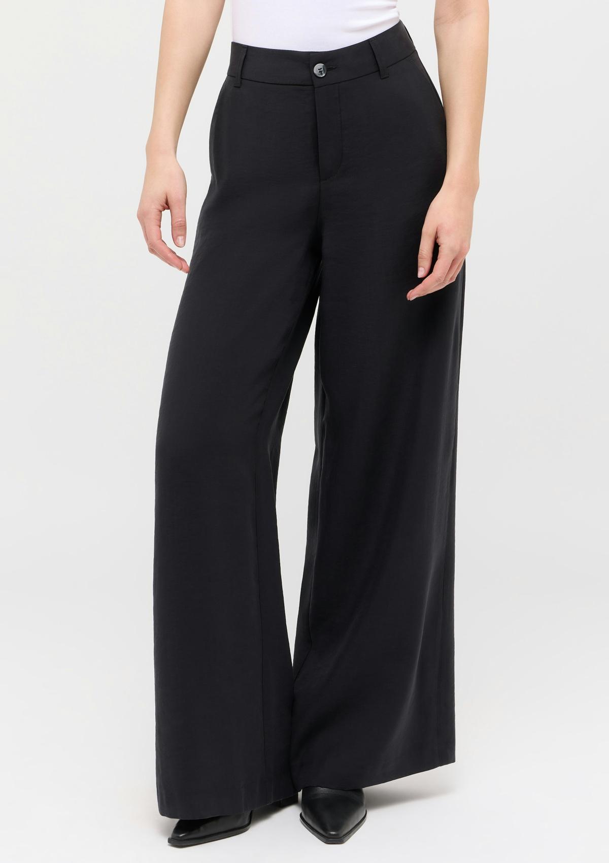 6542301 10 | Unifarbene Hose Liva Chic