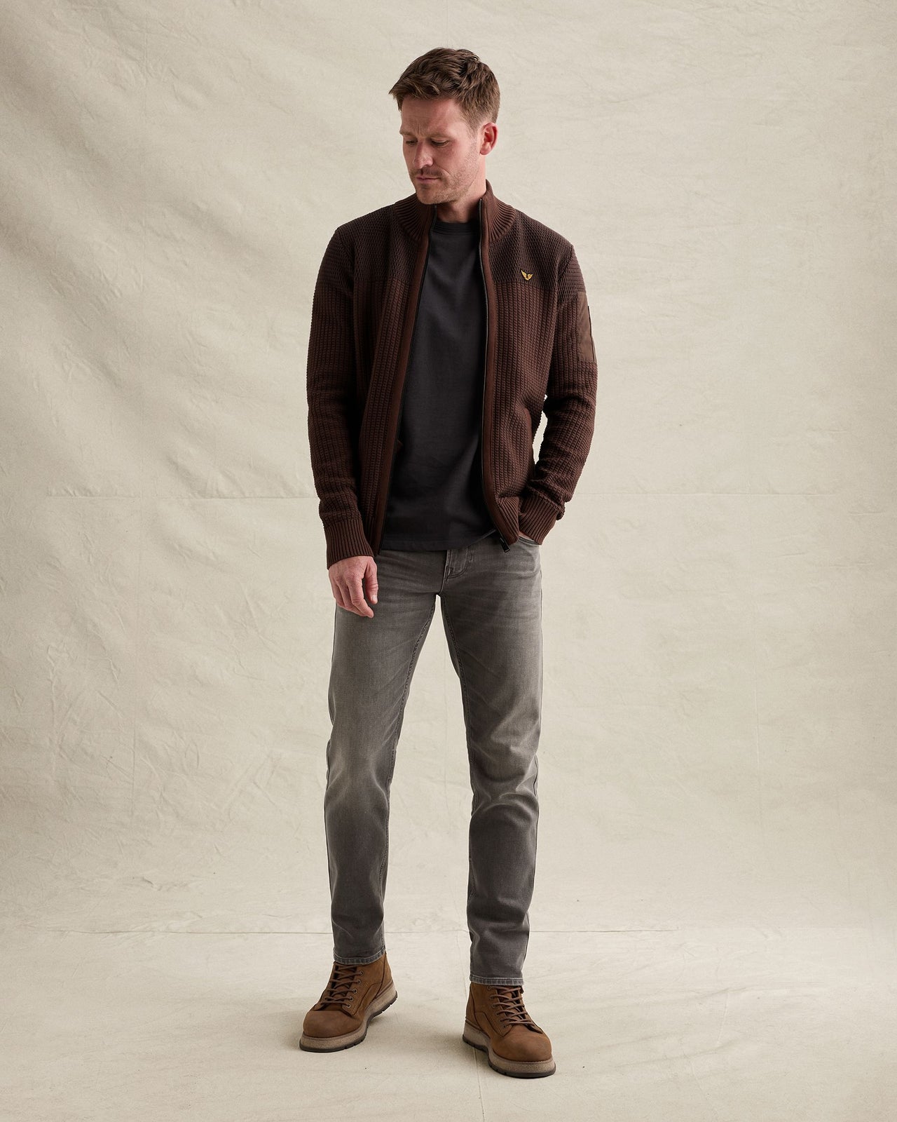 PKC2609356 8168-Cappuccino | Strickjacke mit Reißverschluss und Flight-Pocket