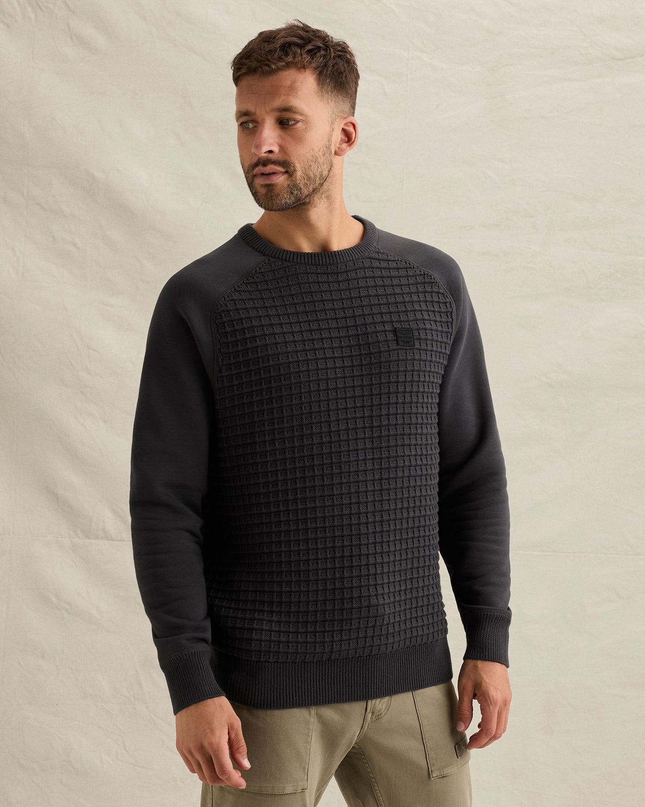 PKW2609323 9140-Obsidian | Pullover mit Waffelstruktur und Raglanärmeln