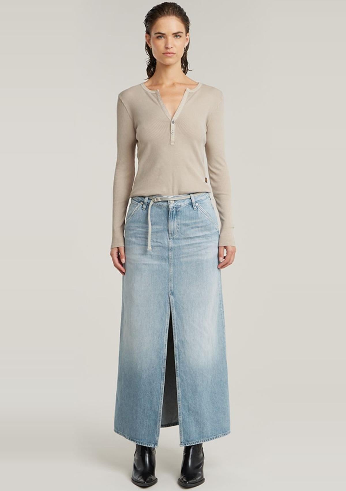 D26140-D968-D848 D848 | Deep V Slim Top