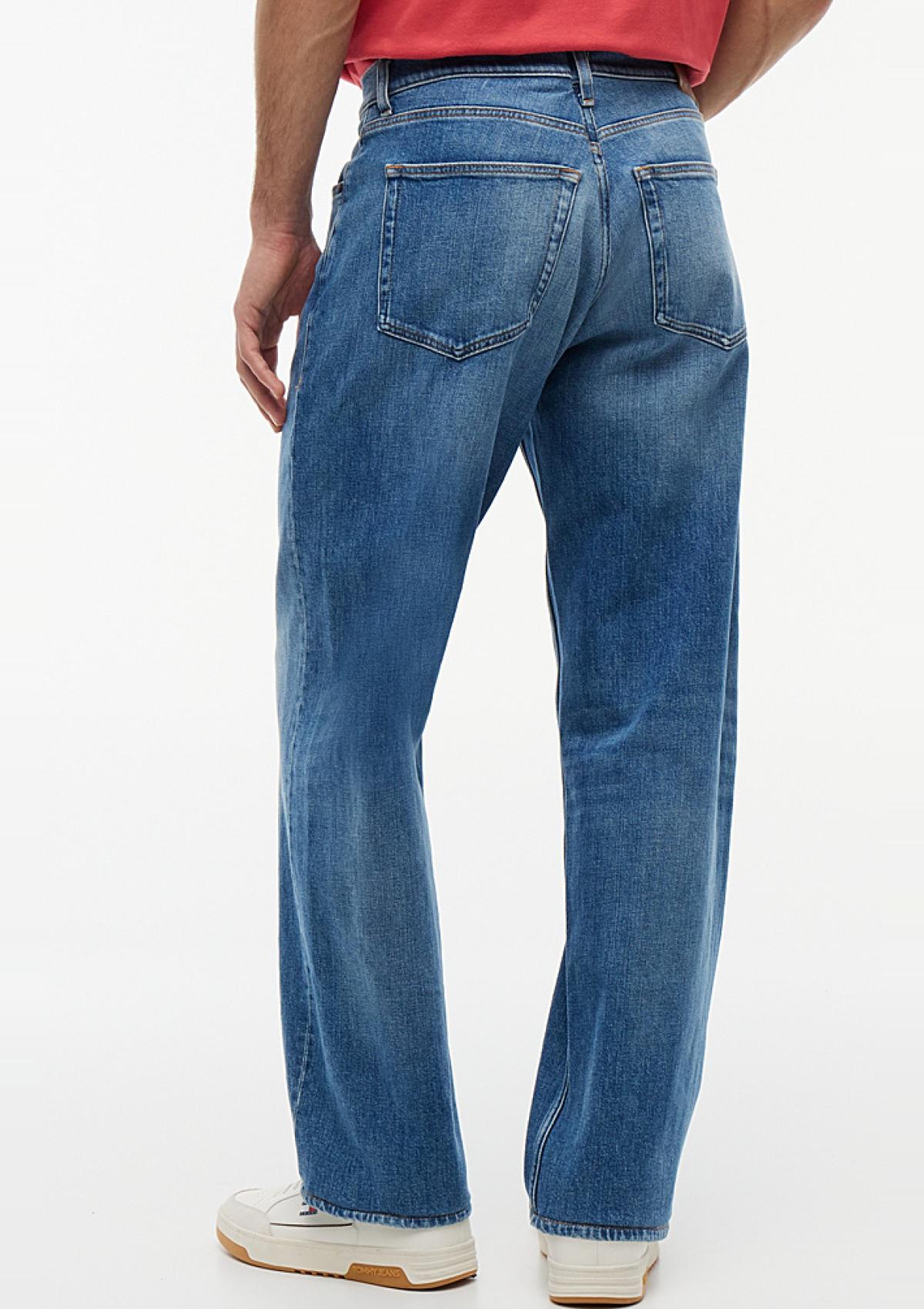 DM0DM21015 1A5 | Jaimie Relaxed Straight Leg Jeans mit Fade-Effekt