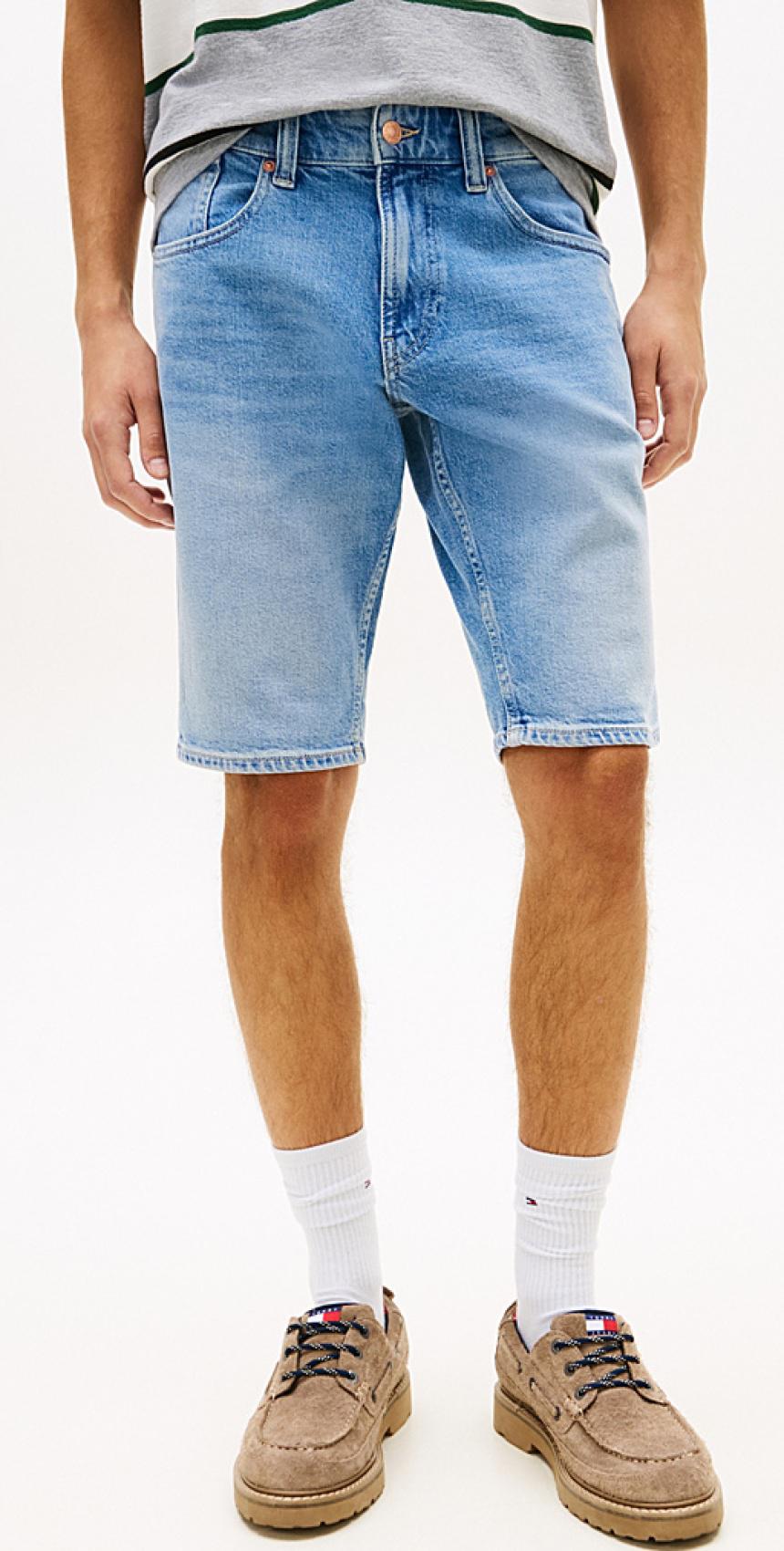 DM0DM22979 1A5 | Ronnie Slim Jeansshorts mit Whisker-Effekt