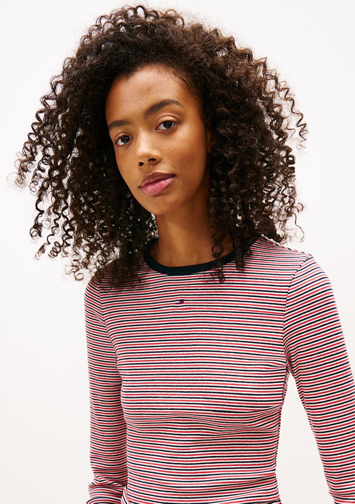 DW0DW17387 0FD | Geripptes Slim Fit Langarmshirt