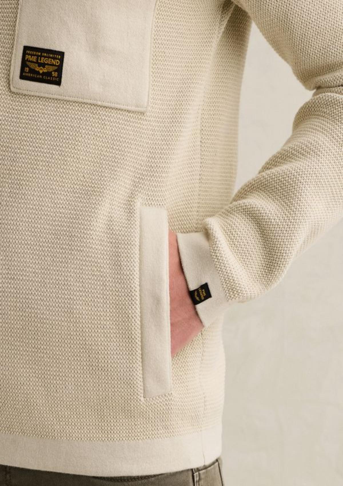 PKC2609352 7013-Bone White | Strickjacke mit verschiedenen Strukturen und Knopfverschluss