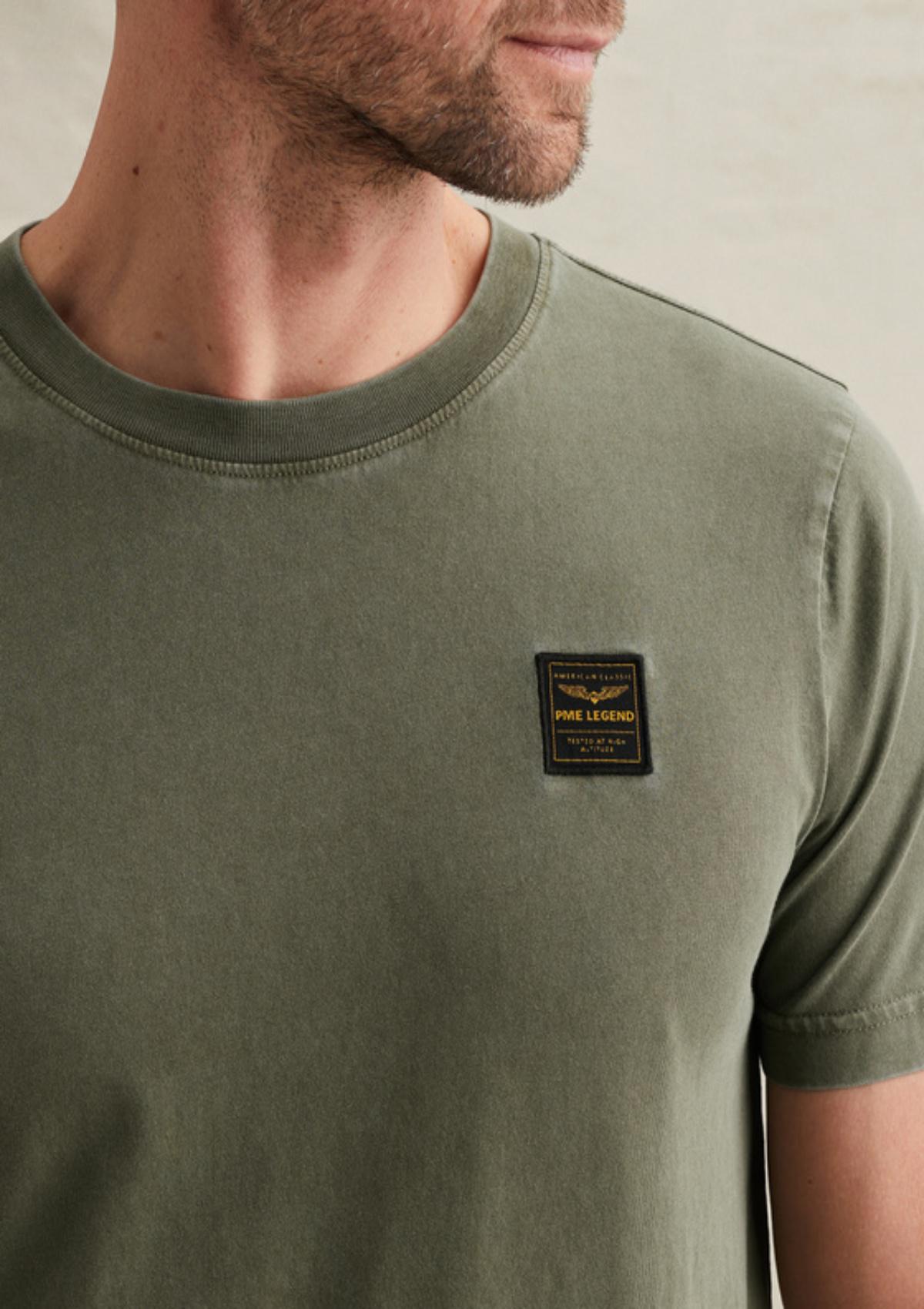 PTSS2602562 6415 | T-Shirt mit Garment-Dye-Waschung und Badge