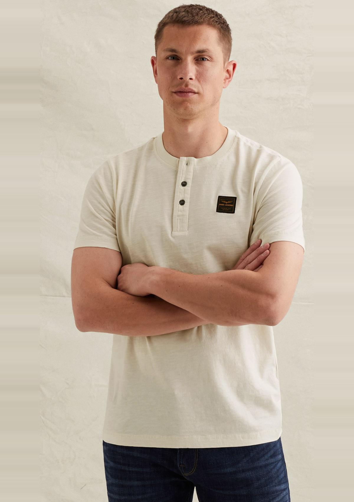 PTSS2605579 7001 | Henley-T-Shirt mit Badge