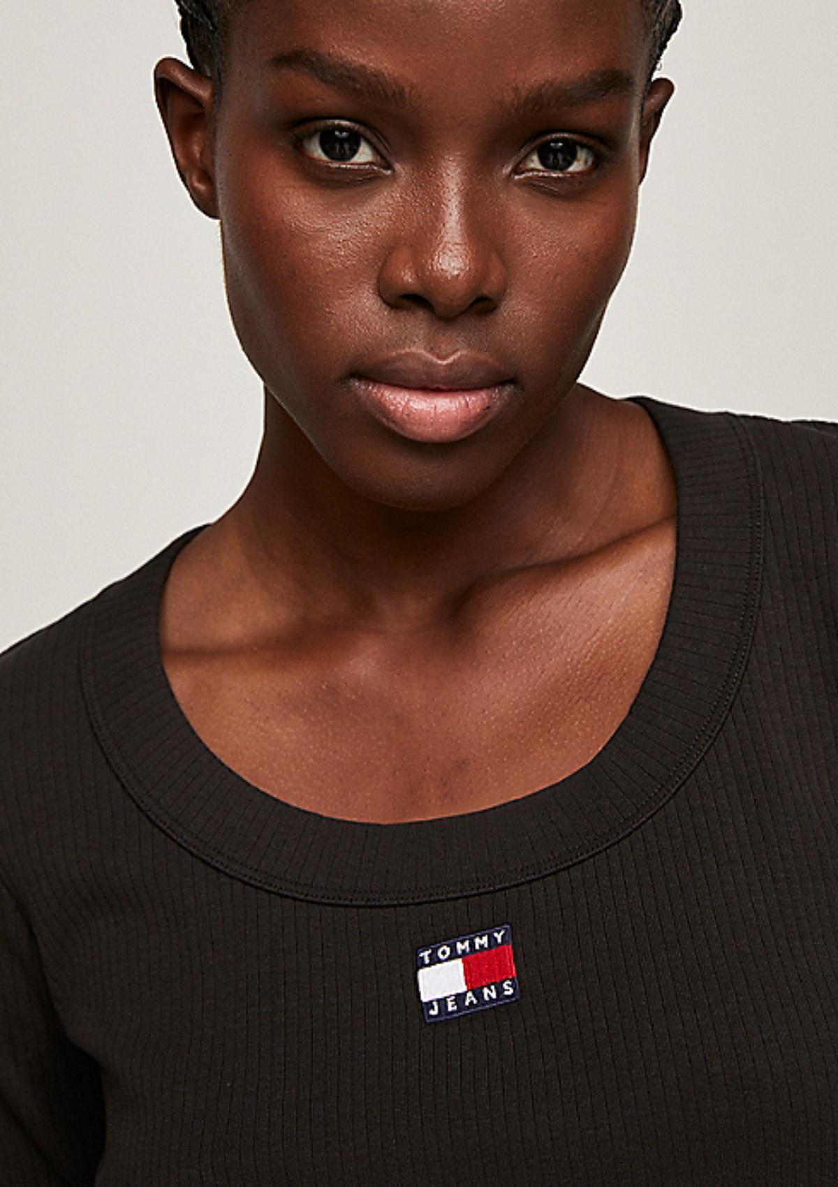 Tommy Hilfiger Longsleeves DW0DW17397 BDS | TJW SLIM BADGE RIB TEE LS